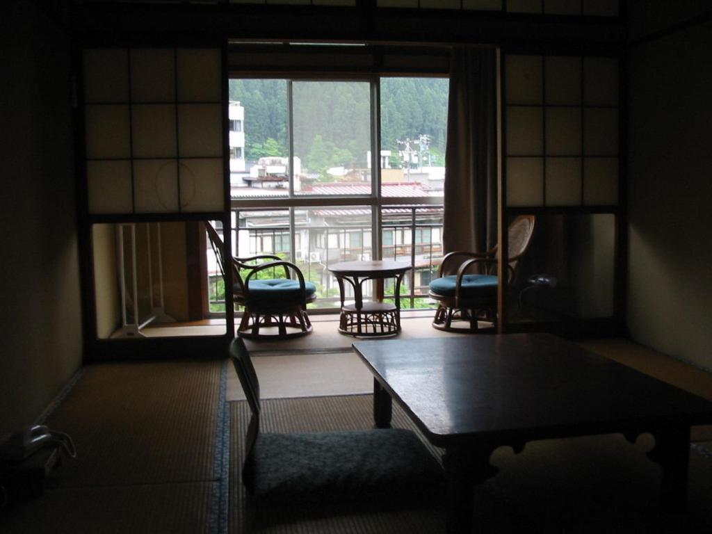 Miharaya Ryokan Gujō Chambre photo